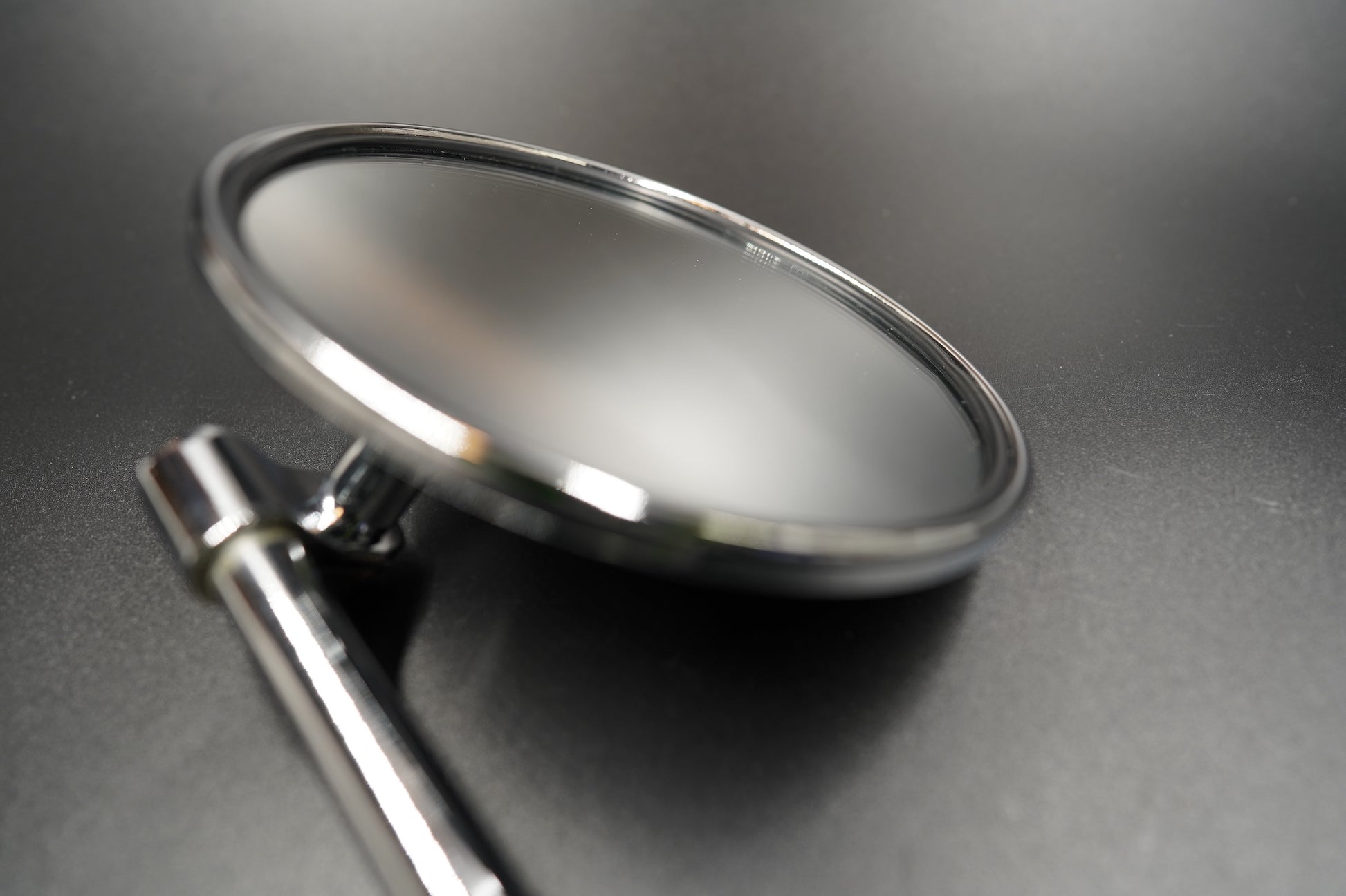 Classic Round Motorcycle Mirror – Chrome & Matte Black, Ø106mm