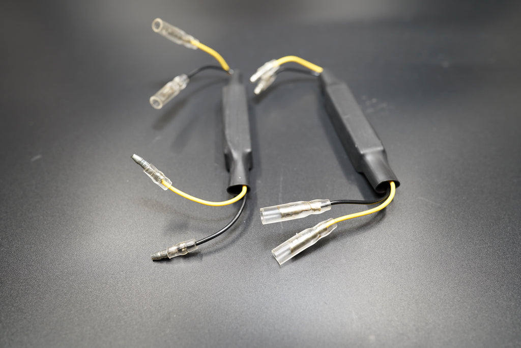  BMW R NineT CANBUS error-free resistors for LED turn signals on metallic background