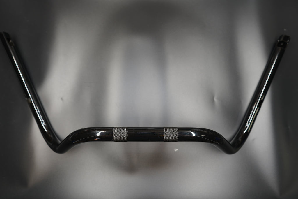 Front view of Flow Handlebar showing curvature and rise