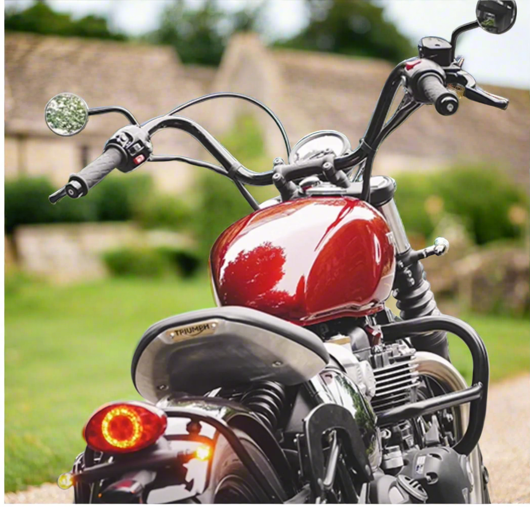 Outdoor shot of Triumph Bobber featuring Flow Handlebar